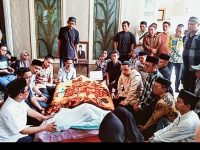 Munafri Arifuddin, menyampaikan rasa bela sungkawa yang mendalam atas wafatnya anggota DPRD Kota Makassar, fraksi Golkar, H. Ruslan Mahmud.