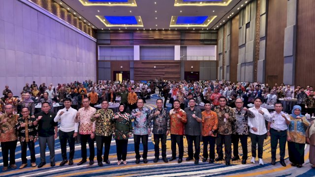 Pemerintah Kota Makassar menggelar Forum Konsultasi Publik untuk membahas Rancangan Awal Rencana Kerja Pemerintah Daerah (RKPD) Tahun 2026, sesuai ketentuan Peraturan Menteri Dalam Negeri (Permendagri) Nomor 86 Tahun 2017 Pasal 80.