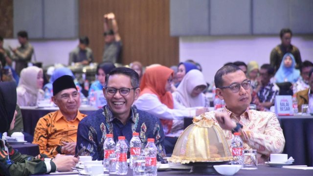 Ketua DPRD Kota Makassar, Supratman menghadiri Forum Konsultasi Publik Rancangan Awal Rencana Kerja Pemerintah Daerah (RKPD) Tahun 2026 yang digelar di Four Points by Sheraton, Makassar, Kamis (30/1/2025).