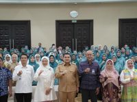 Pada momentum peringatan Hari Kartini, Munafri Arifuddin atau akrab disapa Appi berkomitmen untuk meringankan beban perempuan Makassar melalui berbagai program pemerintah kota.