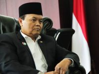 mosi integral yang digagas oleh Natsir tersebut didukung secara aklamasi oleh partai politik saat itu, salah satunya Partai Sosialis Indonesia (PSI) yang didirikan atau dipimpin oleh Sumitro Djojohadikusumo yang merupakan Ayah dari Presiden Prabowo.