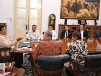 Presiden Republik Indonesia, Prabowo Subianto, mengadakan pertemuan tertutup bersama jajaran Badan Pengelola Investasi Daya Anagata Nusantara (BPI Danantara) di Jakarta Convention Center (JCC), Senin (28/4/2025).