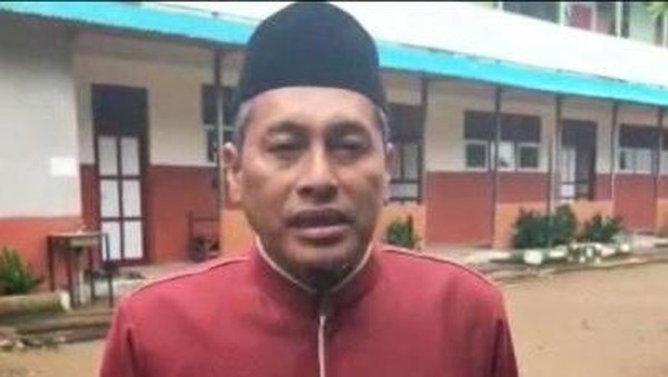 ketua mui kabupaten ketapang kh m faisol 1745482622905 169