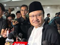 Saifullah Yusuf menegaskan bahwa pemerintah mendengarkan aspirasi publik terkait penolakan atas usulan Presiden Ke-2 RI, Soeharto, sebagai pahlawan nasional.