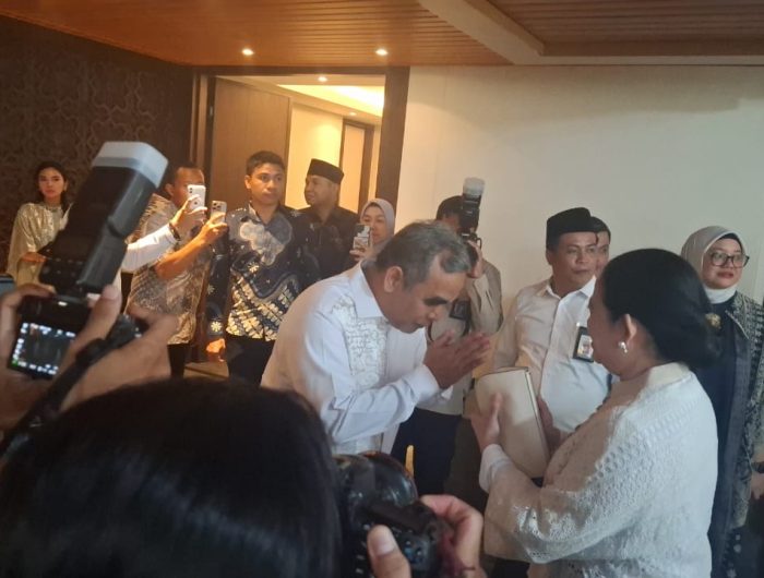 Pada acara tersebut, Puan menerangkan perihal permohonan keselamatan bagi seluruh pemudik agar berangkat dan pulang dalam keadaan baik-baik saja.
