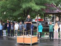 Peringatan keras itu disampaikan Tasming saat memimpin langsung kegiatan kerja bakti massal bersama jajaran Organisasi Perangkat Daerah (OPD) di kawasan Taman Mattirotasi, Jumat (11/04/2025).