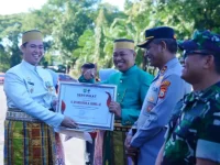 Bupati Pangkep, Muhammad Yusran Lalogau (MYL), memimpin langsung upacara yang berlangsung di lapangan Kantor Setda Pangkep, Jumat, 2 Mei 2025.