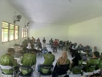 Mahasiswa asal Kabupaten Bima dan Dompu yang tergabung dalam Persatuan Keluarga Mahasiswa Bima-Dompu (PKMBD) Sumbawa mendesak pemerintah daerah asal mereka untuk lebih peduli terhadap nasib pendidikan warganya di perantauan.