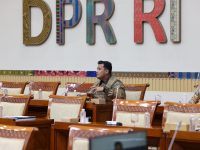 Seperti kita ketahui bersama bahwa Kita tidak membenci siapapun tapi kita benci Perilaku premanisme" Kalimat tersebut menjadi awal pembuka saat Anggota Komisi III DPR RI Andi Amar Ma'ruf Sulaiman memberikan tanggapan.