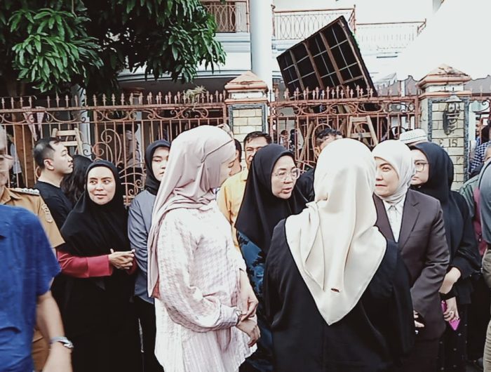 Wali Kota Makassar menyampaikan rasa duka mendalam atas wafatnya Komjen (Purn). Jusuf Manggabarani, sosok yang disebutnya sebagai salah satu putra terbaik Sulawesi Selatan bahkan Indonesia.