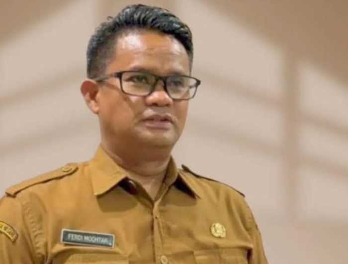 Pemerintah Kota Makassar kembali menunjukkan kepeduliannya terhadap masyarakat berpenghasilan rendah melalui kebijakan pembebasan iuran sampah.