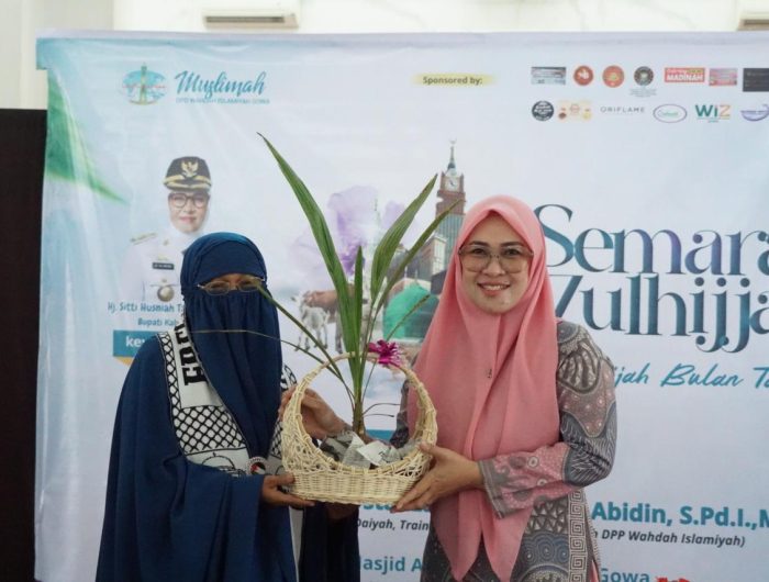Bupati Gowa, Sitti Husniah Talenrang saat menghadiri Peringatan Semarak Dzulhijjah 1446 Hijriah yang digelar oleh Muslimah DPD Wahdah Islamiyah Kabupaten Gowa