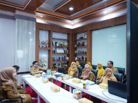 Pemerintah Provinsi Sulawesi Selatan menyatakan komitmennya mendukung percepatan pemenuhan sumber daya manusia (SDM) kesehatan untuk layanan KJSU-KIA (Kanker, Jantung dan Pembuluh Darah, Stroke, Uronefrologi, serta Kesehatan Ibu dan Anak).