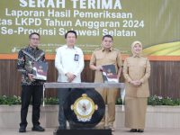 Wali Kota Makassar Munafri Arifuddin bersama Wakil Wali Kota Aliyah Mustika Ilham dan Ketua DPRD Makassar Supratman menerima langsung Laporan Hasil Pemeriksaan (LHP) BPK tersebut di Auditorium BPK Perwakilan Sulsel, Jalan AP Pettarani, Makassar, Senin 26 Mei 2025.