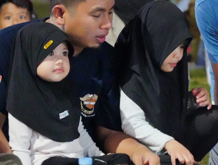 Wali Kota Parepare, Tasming Hamid, menyampaikan apresiasi kepada para penyelenggara even yang digelar di Lapangan Andi Makkasau. Hal ini disampaikannya saat turun langsung memantau suasana malam bersama masyarakat pada Kamis malam, 29 Mei 2025.