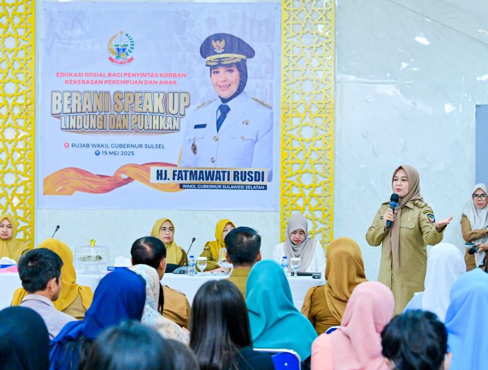 Wakil Gubernur Sulsel Fatmawati Rusdi menyampaikan motivasi di hadapan para penyintas perempuan dan anak dalam kegiatan edukasi sosial “Berani Speak Up: Lindungi dan Pulihkan” di Rumah Jabatan Wakil Gubernur, Makassar (19/5/2025).