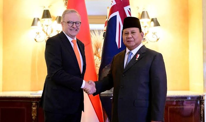Presiden Republik Indonesia Prabowo Subianto mengungkapkan harapannya agar kunjungan Perdana Menteri (PM) Australia Anthony Albanese di Indonesia bisa berlangsung lebih lama. Ia bahkan secara pribadi mengundang PM Albanese untuk berlibur dan berkuda bersama di Hambalang, Bogor.