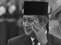 Wakil Ketua Komisi VIII DPR RI Abidin Fikri menilai wacana pemberian gelar pahlawan nasional kepada Presiden ke-2 RI, Soeharto, di tengah belum tuntasnya perkara hukum terkait dugaan korupsi sejumlah yayasan Orde Baru, berisiko melukai rasa keadilan masyarakat.