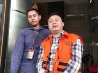 Kader PDIP sekaligus mantan narapidana kasus suap Harun Masiku, Saeful Bahri, kembali absen dari sidang lanjutan perkara dugaan suap pergantian antarwaktu (PAW) Harun Masiku dan perintangan penyidikan dengan terdakwa Sekretaris Jenderal PDIP, Hasto Kristiyanto. Ini merupakan kali ketiga Saeful mangkir dari panggilan Jaksa Penuntut Umum (JPU) Komisi Pemberantasan Korupsi (KPK).