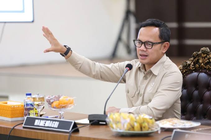 Sekitar 52 kepala daerah terpilih hasil Pilkada 2024 dijadwalkan mengikuti retret gelombang kedua yang akan digelar di Institut Pemerintahan Dalam Negeri (IPDN) Jatinangor pada Juni 2025. Kegiatan ini merupakan kelanjutan dari retret sebelumnya yang dilaksanakan di Magelang.
