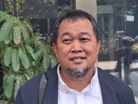 Koordinator Masyarakat Anti-Korupsi Indonesia (MAKI), Boyamin Saiman, mendesak Kejaksaan Agung (Kejagung) untuk mengusut kemungkinan keterlibatan perusahaan teknologi raksasa asal Amerika Serikat, Google, dalam kasus dugaan korupsi pengadaan laptop Chromebook untuk program digitalisasi pendidikan tahun 2019–2022 di Kementerian Pendidikan, Kebudayaan, Riset, dan Teknologi (Kemendikbudristek).