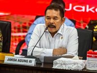 Kejaksaan Agung (Kejagung) membuka peluang memperluas kerja sama dengan Tentara Nasional Indonesia (TNI). Bukan hanya untuk pengamanan kantor Kejati dan Kejari, tetapi juga dalam tindakan penegakan hukum seperti penggeledahan dan penyitaan khususnya bila ada potensi ancaman terhadap jaksa atau penyidik di lapangan.