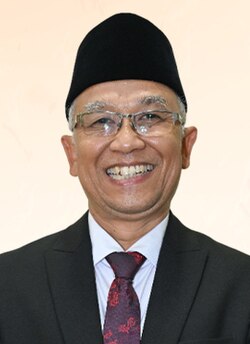 250px Atip Latipulhayat Wakil Menteri Pendidikan Dasar dan Menengah 2024