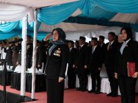 Bupati Gowa, Sitti Husniah Talenrang, memimpin upacara peringatan Hari Lahir Pancasila tingkat Kabupaten Gowa yang digelar di Lapangan Kantor Bupati Gowa