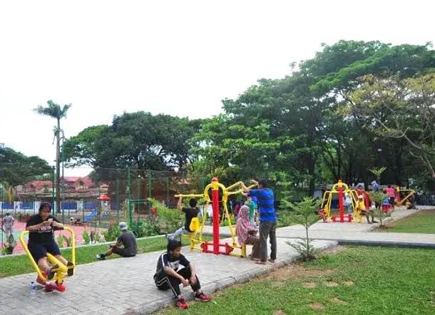 Dinas Perumahan, Kawasan Permukiman, dan Pertanahan (Disperkimtan) Provinsi Sulawesi Selatan menegaskan bahwa pelarangan aktivitas senam di Taman Pakui, Jalan AP Pettarani, bukanlah bentuk pembatasan hak masyarakat, melainkan langkah untuk menjaga ketertiban dan kelestarian fungsi ekologis taman.