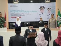 Wali Kota Makassar, Munafri Arifuddin dan Wakil Wali Kota Makassar, Aliyah Mustika Ilham resmi melakukan perombakan kabinet pemerintahan dengan melantik sejumlah pejabat baru di jajaran Satuan Kerja Perangkat Daerah (SKPD) Kota Makassar.