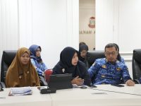 Pemerintah Kota Makassar kembali menunjukkan komitmennya dalam membangun masyarakat yang sejahtera dan berdaya saing melalui penguatan program Kampung Keluarga Berkualitas (Kampung KB).