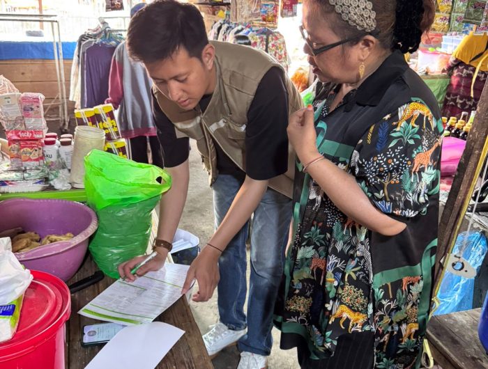 Perumda Pasar Makassar mulai mensosialisasikan program digitalisasi pembayaran non tunai di pasar-pasar tradisional.