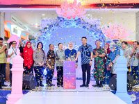 Wakil Gubernur Sulawesi Selatan, Fatmawati Rusdi, membuka secara resmi Phinisi Hospitality Fair (PHF) 2025 di Phinisi Point (Phipo) Mall Makassar, Jumat, 20 Juni 2025.