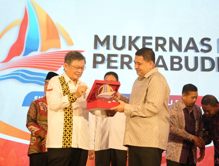 Wali Kota Makassar, Munafri Arifuddin, menghadiri Musyawarah Kerja Nasional (Mukernas) IV Persatuan Umat Buddha Indonesia (Permabudhi) yang digelar di Hotel Aston Makassar, Sabtu (28/6/2025).