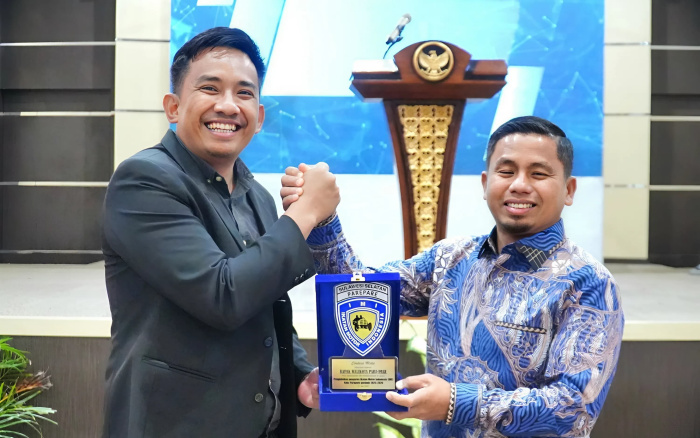 Wali Kota Parepare, Tasming Hamid saat bersama Ketua IMI Parepare Jeanne Ahmad Rifai.