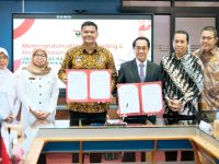 Bupati Bantaeng, M. Fathul Fauzy atau Uji Nurdin teken MoU bersama Rektor Unhas, Prof Jamaluddin Jompa, di Ruang Rapat Rektor, Kampus Unhas Tamalanrea, Rabu 11 Juni 2025.
