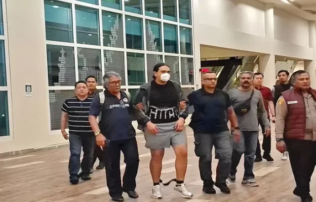 Kepolisian masih mendalami motif penembakan yang menewaskan satu warga negara Australia dan melukai satu lainnya di sebuah vila kawasan Mengwi, Badung, Bali. Tiga pelaku telah ditangkap dan ditetapkan sebagai tersangka.