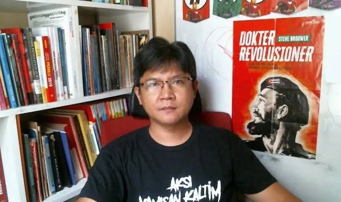 Presiden terpilih Prabowo Subianto mengumumkan rencana kenaikan gaji hakim hingga 280 persen. Namun, kebijakan ini menuai kritik dari kalangan akademisi, khususnya terkait efektivitasnya dalam mencegah praktik korupsi di tubuh peradilan.