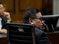 Ketua Majelis Hakim Pengadilan Tindak Pidana Korupsi (Tipikor), Rios Rahmanto, mengingatkan Sekretaris Jenderal PDI Perjuangan Hasto Kristiyanto untuk memberikan keterangan secara jujur selama menjalani persidangan terkait kasus dugaan perintangan penyidikan dan pemberian suap dalam pengurusan pergantian antar waktu (PAW) Harun Masiku sebagai anggota DPR RI periode 2019–2024.