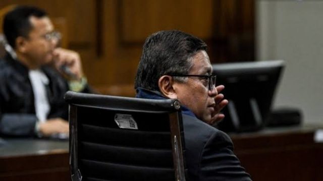 Ketua Majelis Hakim Pengadilan Tindak Pidana Korupsi (Tipikor), Rios Rahmanto, mengingatkan Sekretaris Jenderal PDI Perjuangan Hasto Kristiyanto untuk memberikan keterangan secara jujur selama menjalani persidangan terkait kasus dugaan perintangan penyidikan dan pemberian suap dalam pengurusan pergantian antar waktu (PAW) Harun Masiku sebagai anggota DPR RI periode 2019–2024.