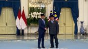Presiden Republik Indonesia Prabowo Subianto memberikan apresiasi tinggi kepada Perdana Menteri Malaysia Anwar Ibrahim atas keberhasilannya memediasi konflik antara Thailand dan Kamboja. Menurut Presiden Prabowo, keberhasilan tersebut menjadi terobosan penting bagi ASEAN dalam membuktikan kemampuannya menjaga stabilitas kawasan secara mandiri.