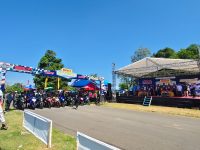Pangkep menjadi tuan rumah Putaran ketiga Kejuaraan Nasional (Kejurnas) Motoprix SSCP Kapolres Cup 2025, digelar di sirkuit Sobat Karaeng Malombassang, Labakkang.