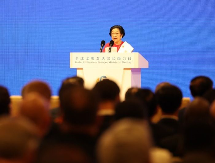 Presiden ke-5 Republik Indonesia sekaligus Ketua Umum PDI Perjuangan, Megawati Soekarnoputri, menegaskan bahwa negara-negara yang hadir dalam Dialog Peradaban Global merupakan bangsa-bangsa penyintas, termasuk Indonesia yang berhasil keluar dari belenggu penjajahan.