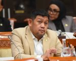 Anggota Komisi III DPR RI dari Fraksi Partai Kebangkitan Bangsa (PKB), Abdullah, meminta Kepolisian Republik Indonesia untuk menanggapi secara serius keberatan keluarga atas dugaan penyebab kematian diplomat Kementerian Luar Negeri (Kemlu) Arya Daru Pangayunan.