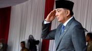 Menteri Pertahanan (Menhan) Sjafrie Sjamsoeddin secara resmi melepas 500 personel gabungan TNI-Polri yang akan mewakili Indonesia dalam parade militer Bastille Day di Prancis.