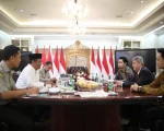 Pemerintah Indonesia melalui Kementerian Pertanian resmi memberikan hibah kemanusiaan sebesar 10.000 ton beras kepada Palestina. Bantuan ini diberikan atas arahan langsung Presiden RI Prabowo Subianto, sebagai bentuk solidaritas kemanusiaan dan dukungan terhadap perjuangan rakyat Palestina.