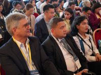 Dalam rangka memperkuat peran Kota Makassar di kancah internasional, Wali Kota Makassar, Munafri Arifuddin, menghadiri World Cities Summit Mayors Forum (WCSMF) 2025 yang digelar di Vienna, Austria.