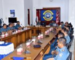 Komando Armada II TNI AL (Koarmada II) resmi menggelar audit kinerja terhadap Pangkalan Utama TNI AL VI (Lantamal VI) Makassar dan seluruh satuan jajarannya. Audit ini ditandai dengan taklimat awal yang dipimpin langsung oleh Inspektur Koarmada II, Laksamana Pertama TNI Slamet Hariono, CHRMP., M.Tr.Opsla, di Ruang Macan Tutul Mako Lantamal VI, Senin (7/7/2025).