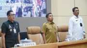 Pemerintah Kota Parepare terus berkomitmen memperkuat tata kelola pemerintahan yang bersih dan akuntabel. Hal ini diwujudkan melalui penyelenggaraan kegiatan Pembinaan Sistem Pengendalian Intern Pemerintah (SPIP) yang digelar oleh Inspektorat Daerah pada Selasa, 8 Juli 2025, di Ruang Pola Kantor Wali Kota Parepare.