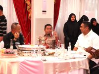 Pemerintah Kota Parepare menyatakan komitmennya mendukung upaya peningkatan pendapatan daerah Provinsi Sulawesi Selatan. Komitmen tersebut ditunjukkan melalui kehadiran Wali Kota Parepare, Tasming Hamid, dalam kegiatan Rapat Koordinasi Optimalisasi Pendapatan Daerah yang digelar di Baruga Asta Cita, Rumah Jabatan Gubernur Sulsel, Kota Makassar, Jumat (11/7/2025).